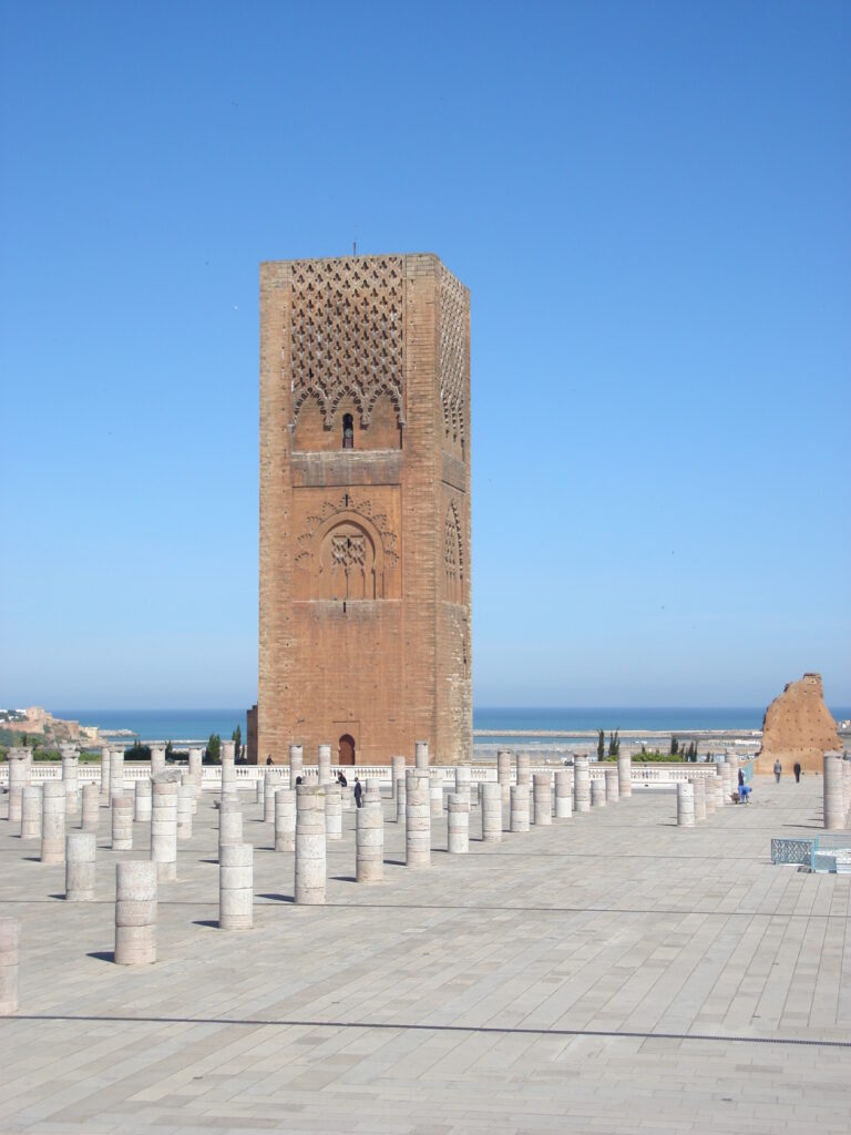 Met de camper naar Marokko - De toren van Hassan, Rabat