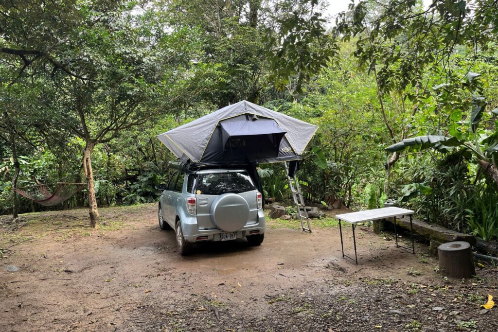 Kamperen in Costa Rica - Kampeerplek bij Restaurante & Camping Turin